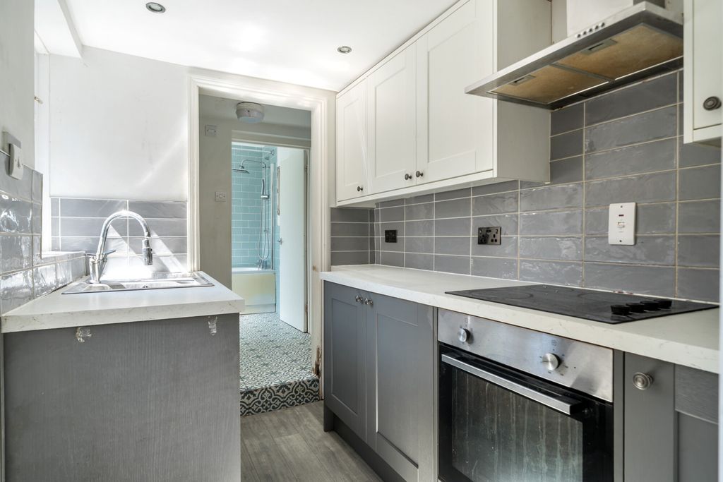 Property photo 3 of 13 Kitchen