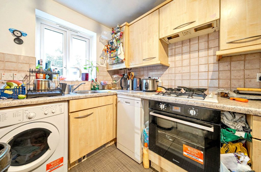 Property photo 2 of 8 Picture No. 04