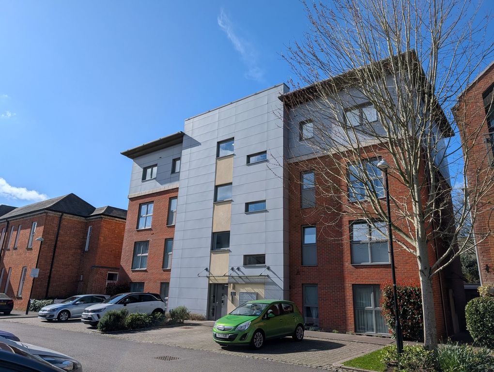Property photo 1 of 16