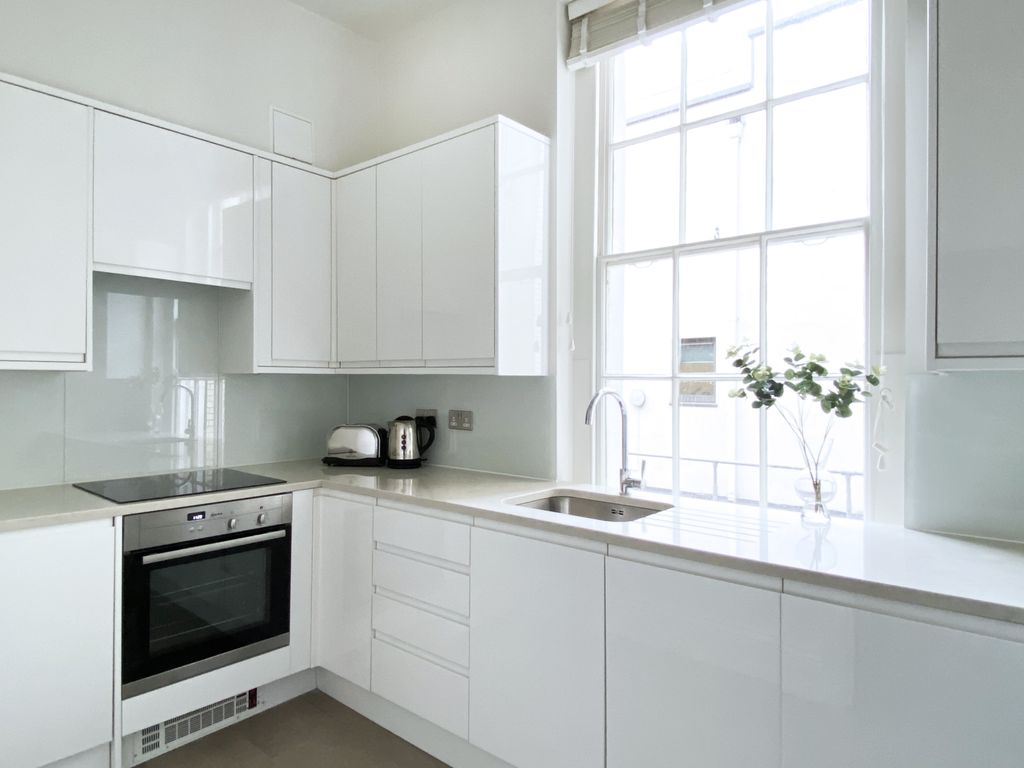 Property photo 2 of 13 Kitchen