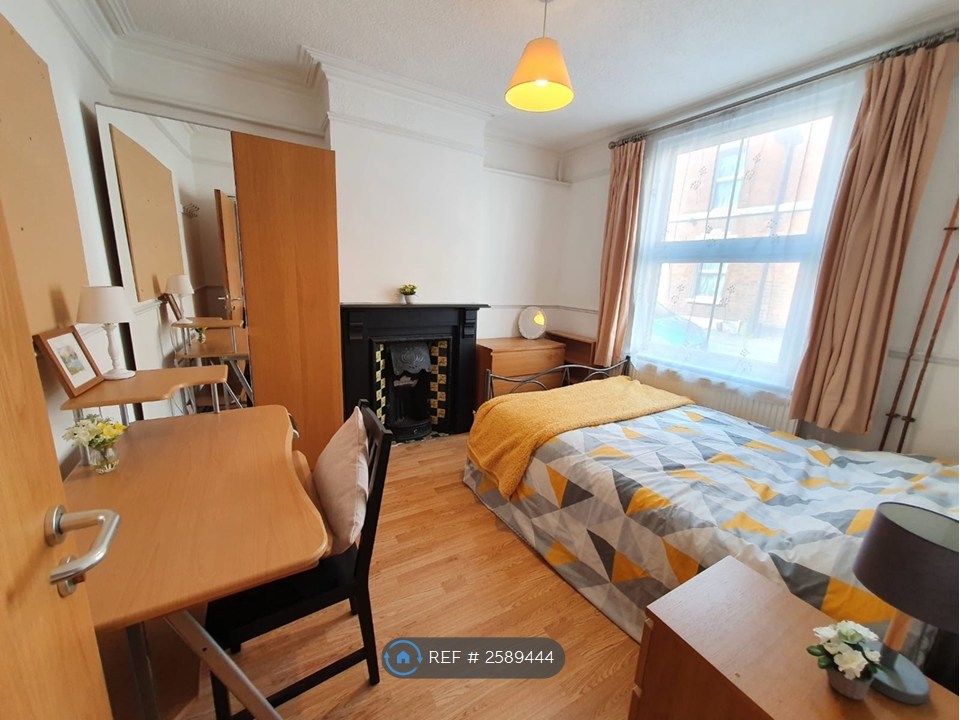 Property photo 2 of 8 Already Let Stc To A Full Time Student