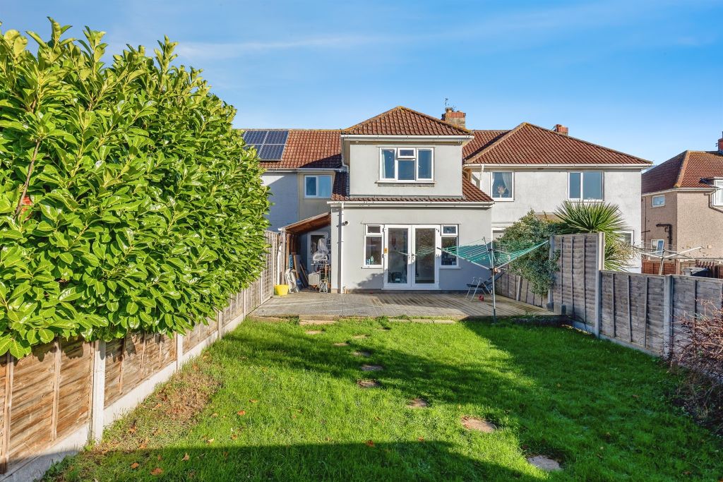 Property photo 3 of 17