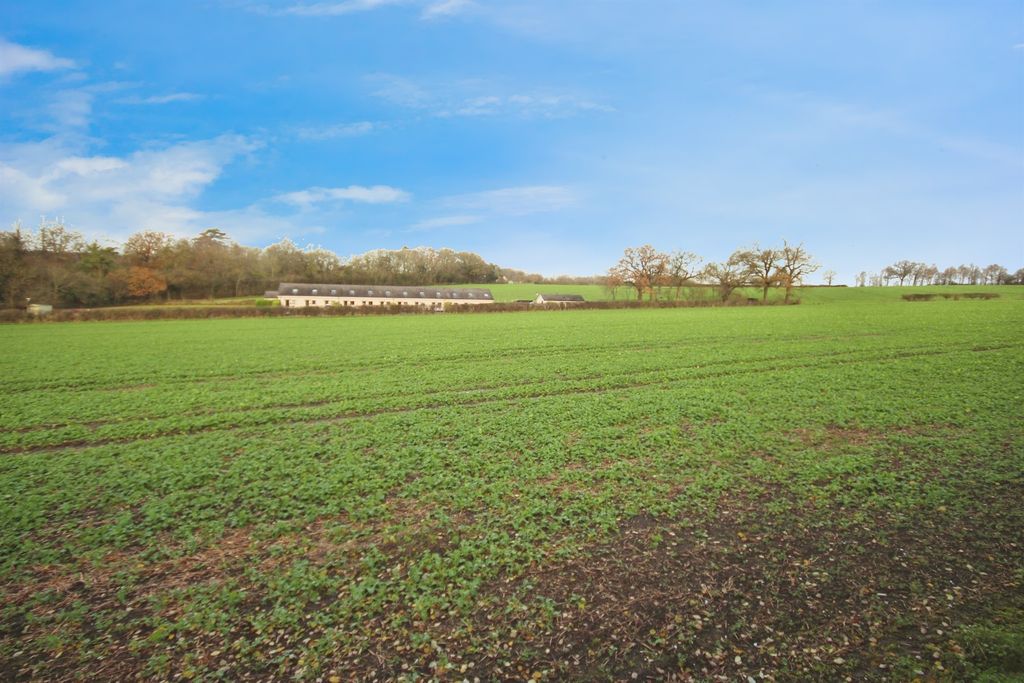 Property photo 2 of 12