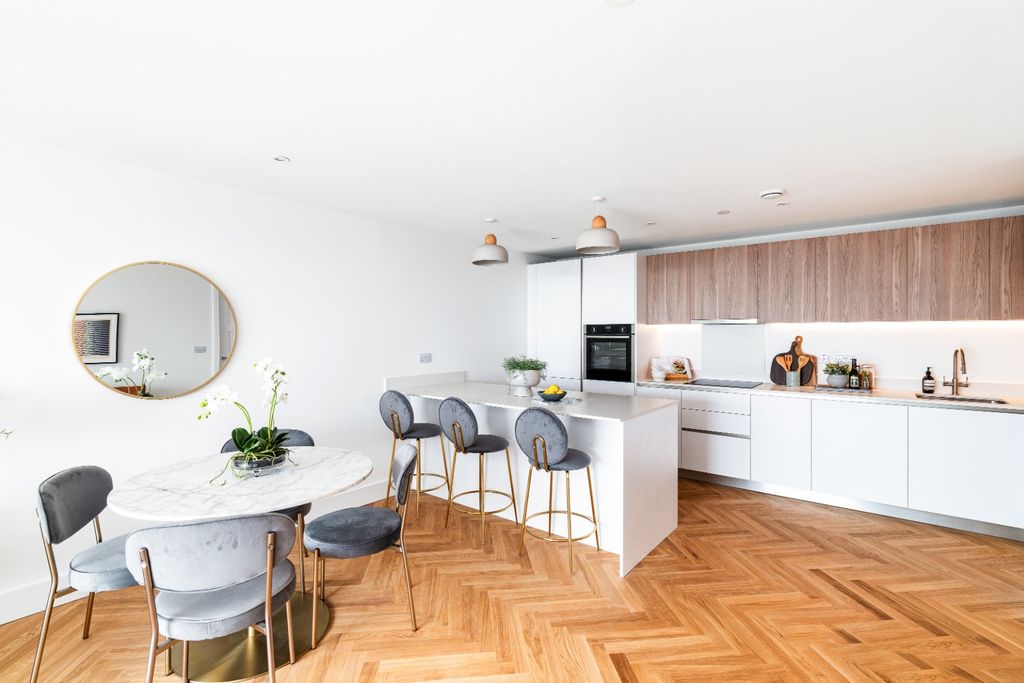 Property photo 3 of 17 4783645