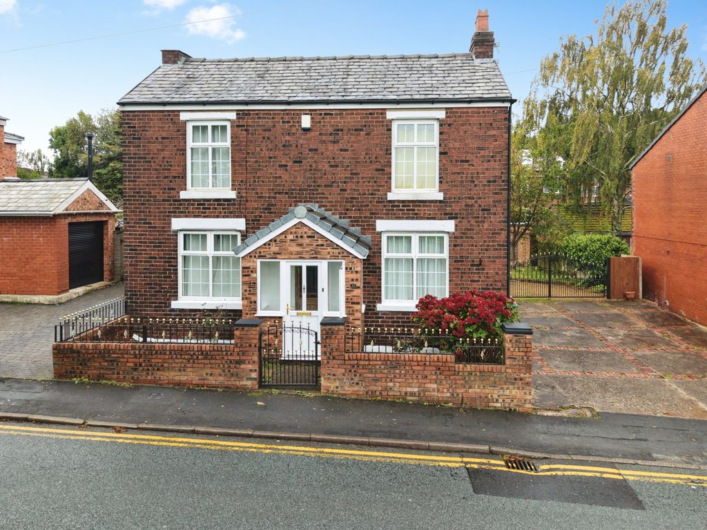 Property photo 1 of 42