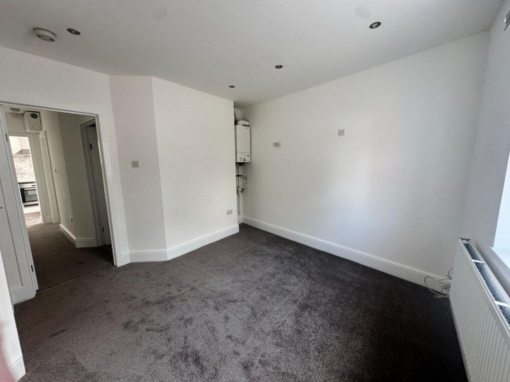 Property photo 2 of 6 Img_0576.Jpg