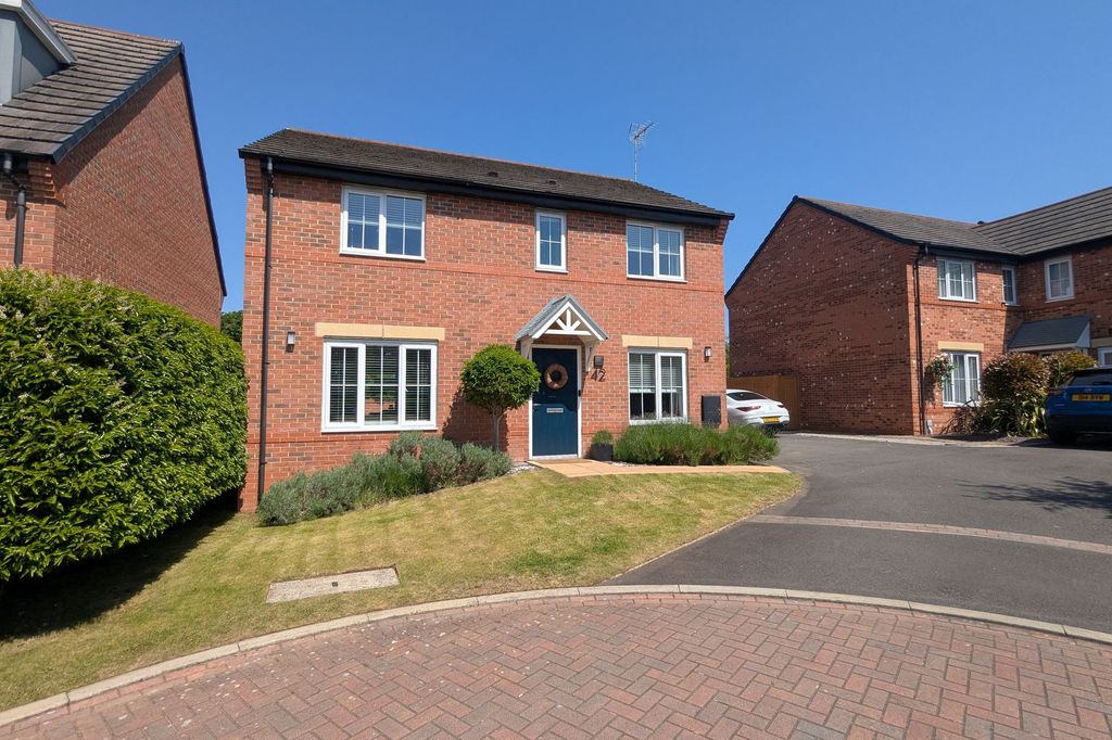Property photo 1 of 38