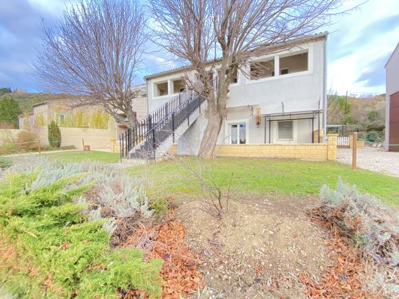 Property photo 1 of 25