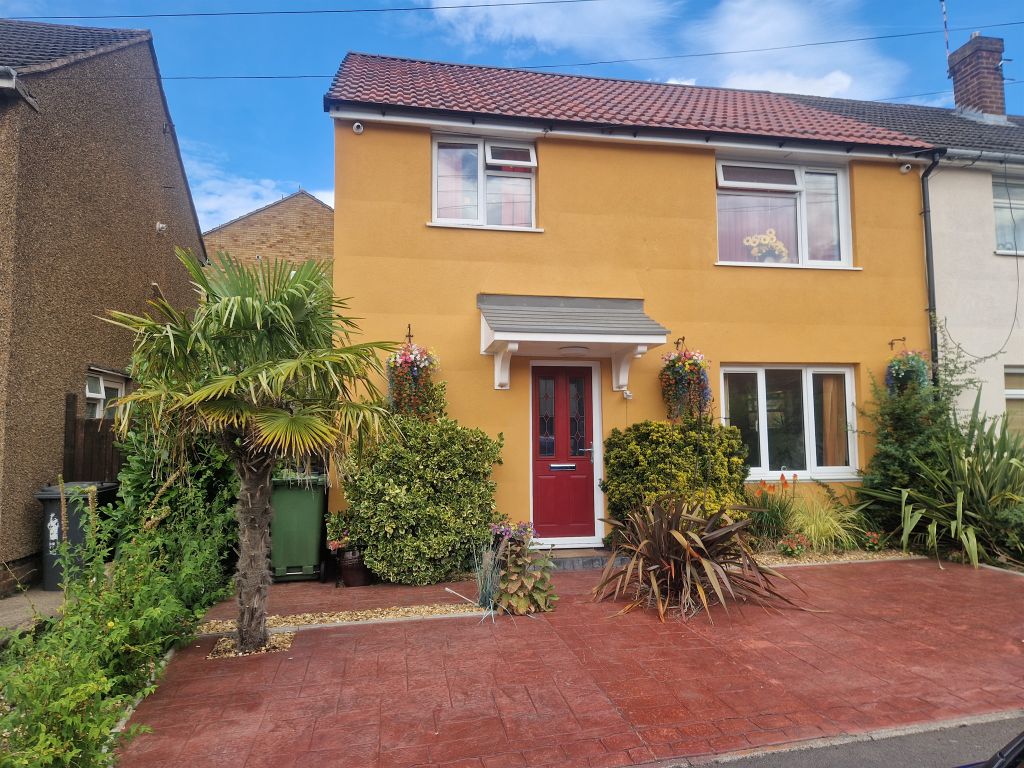 Property photo 1 of 18