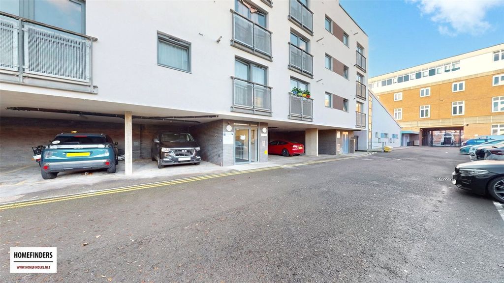 Property photo 3 of 13 Picture No. 19