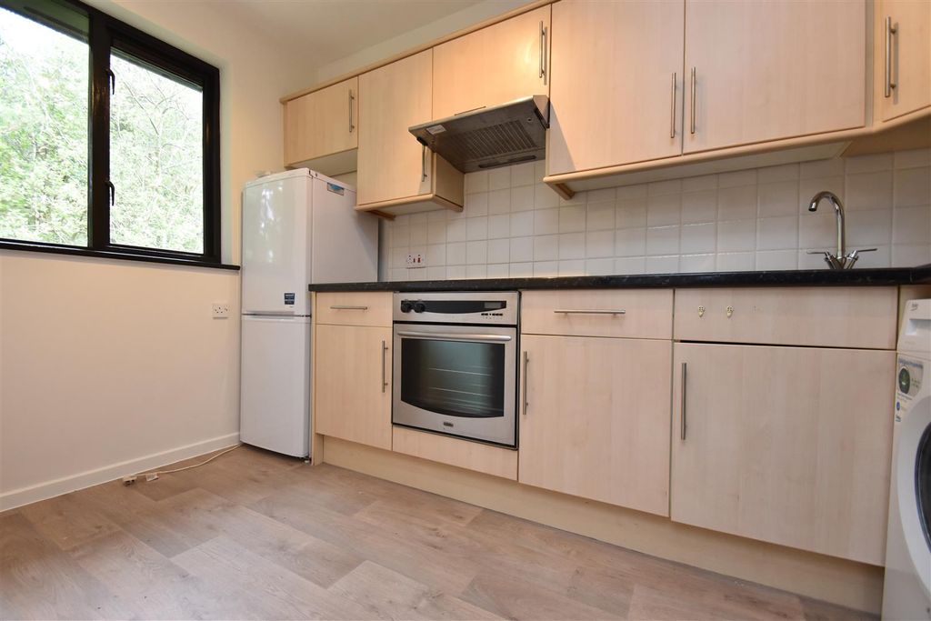 Property photo 2 of 11 Dsc_0436.Jpg