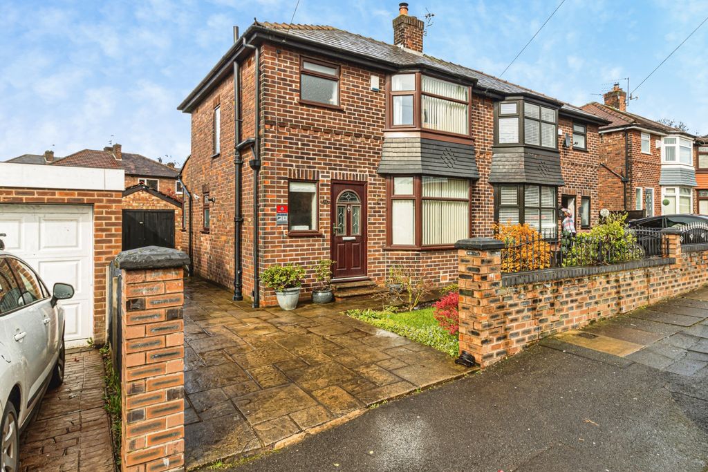 Property photo 1 of 15 Front