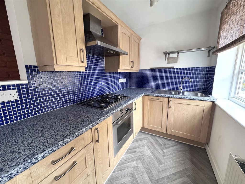 Property photo 2 of 16 Img_1380.Jpg