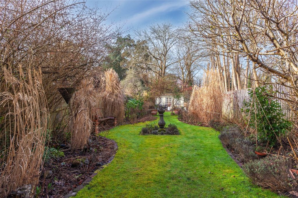 Property photo 2 of 23 Picture No. 07