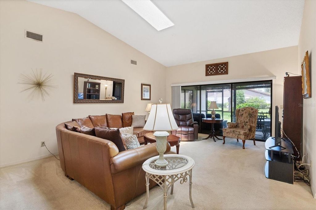 Property photo 3 of 19 <Alttext/>