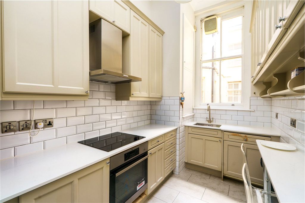 Property photo 2 of 11 Picture No. 10