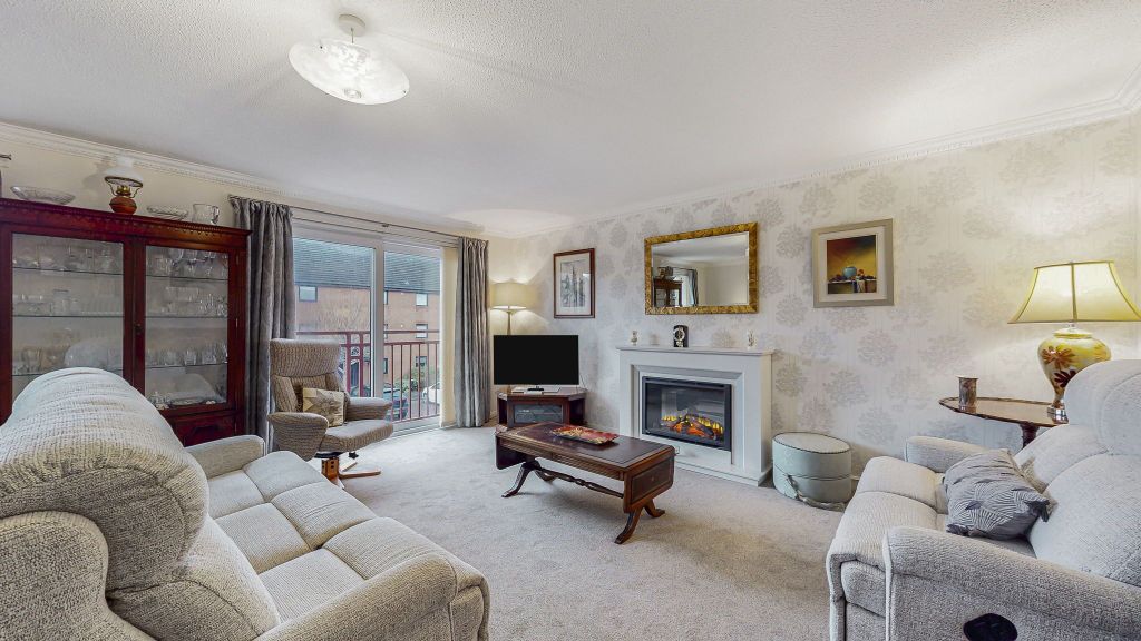 Property photo 3 of 37