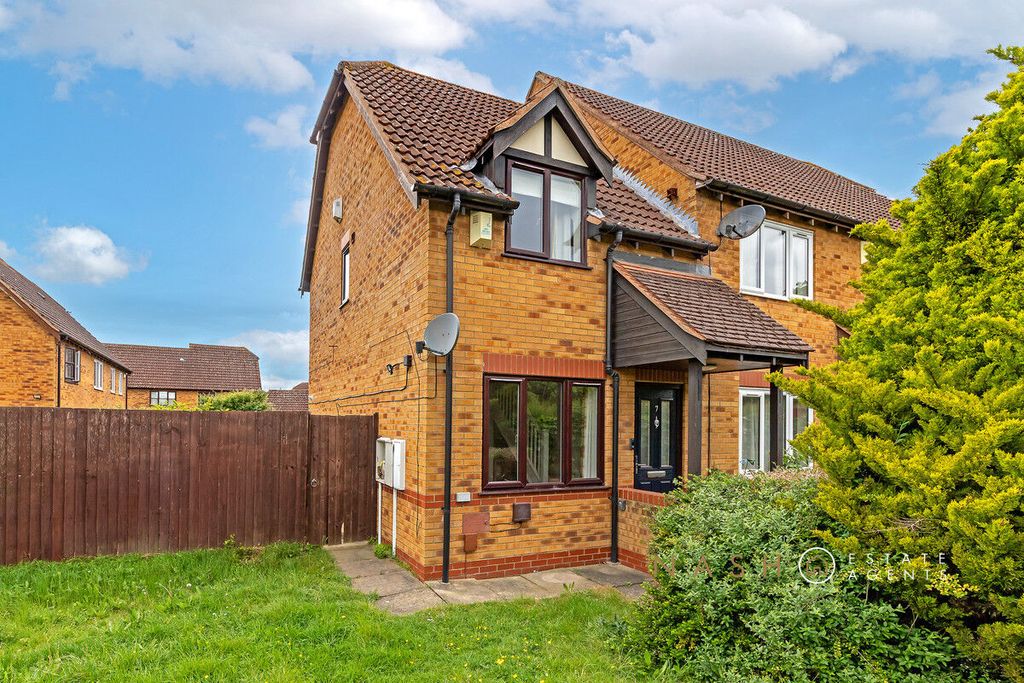 Property photo 2 of 24