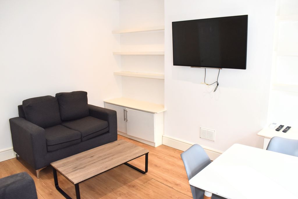 Property photo 2 of 20 Dsc_0897