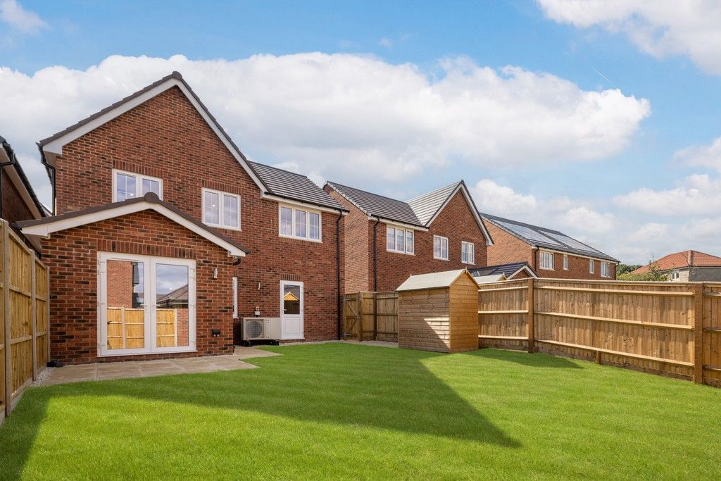 Property photo 2 of 14 The Orchards, Purton