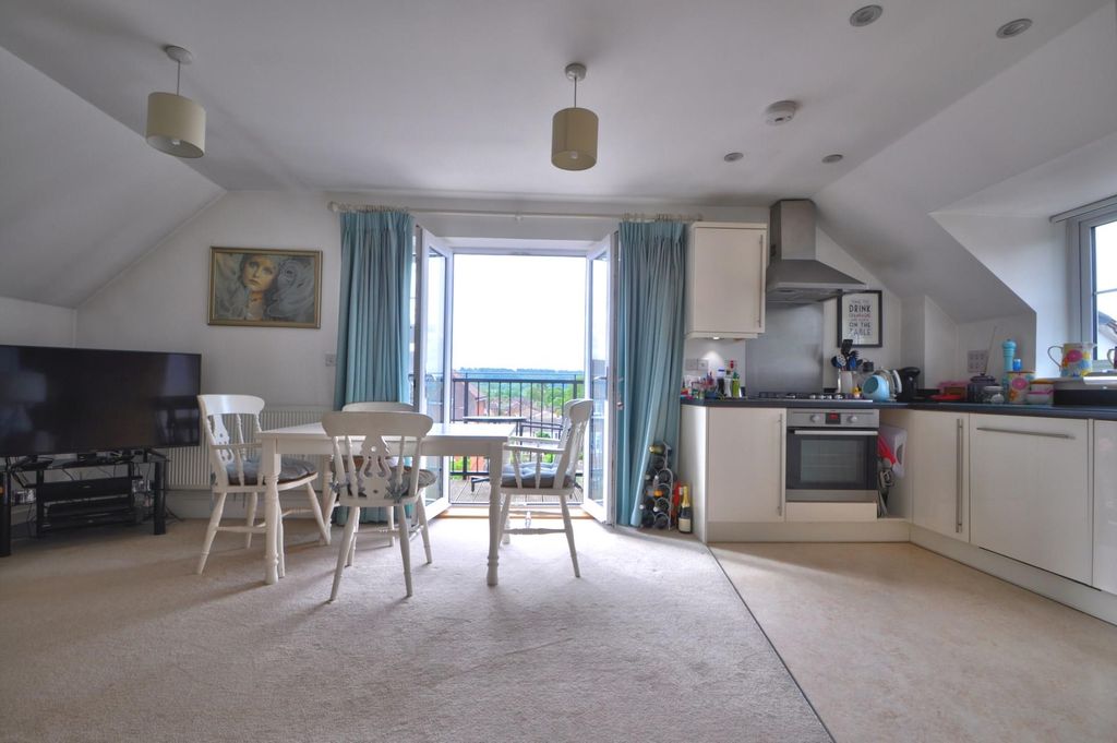 Property photo 2 of 10 30002123-Hr-2