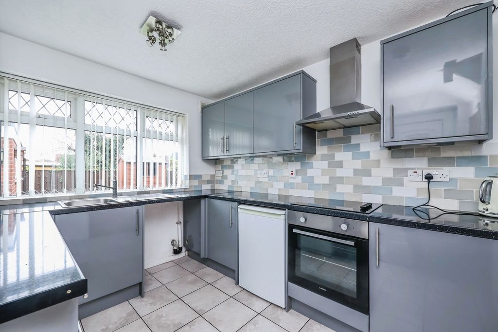 Property photo 3 of 15 Pbox-Img.Jpg
