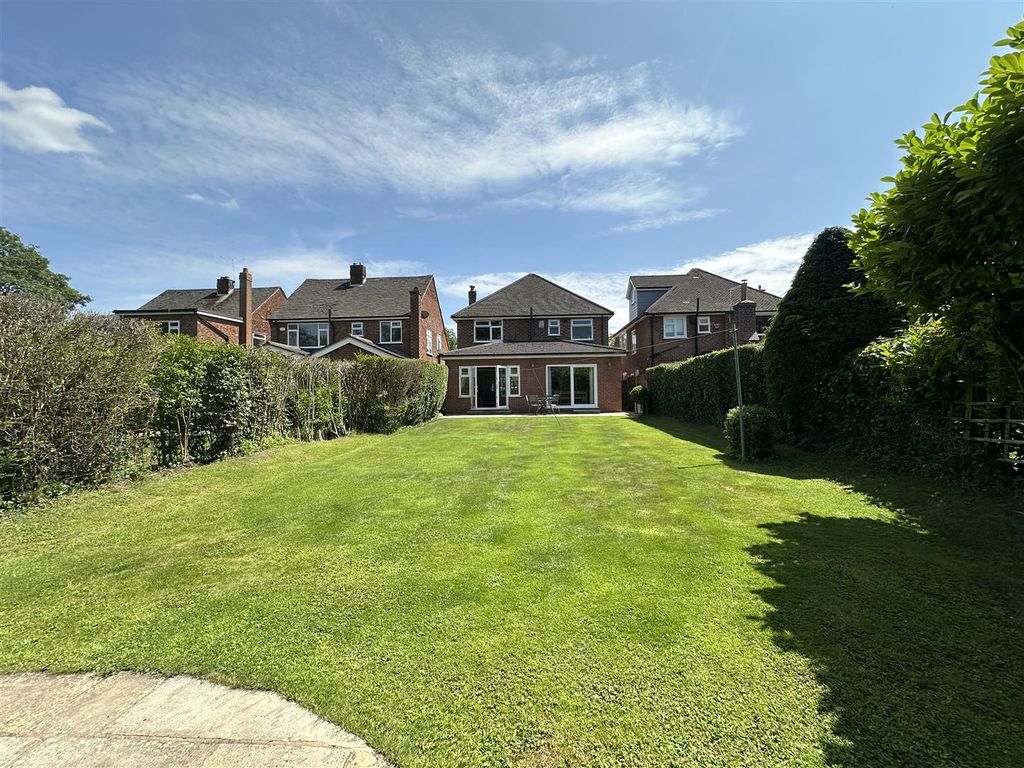 Property photo 2 of 22