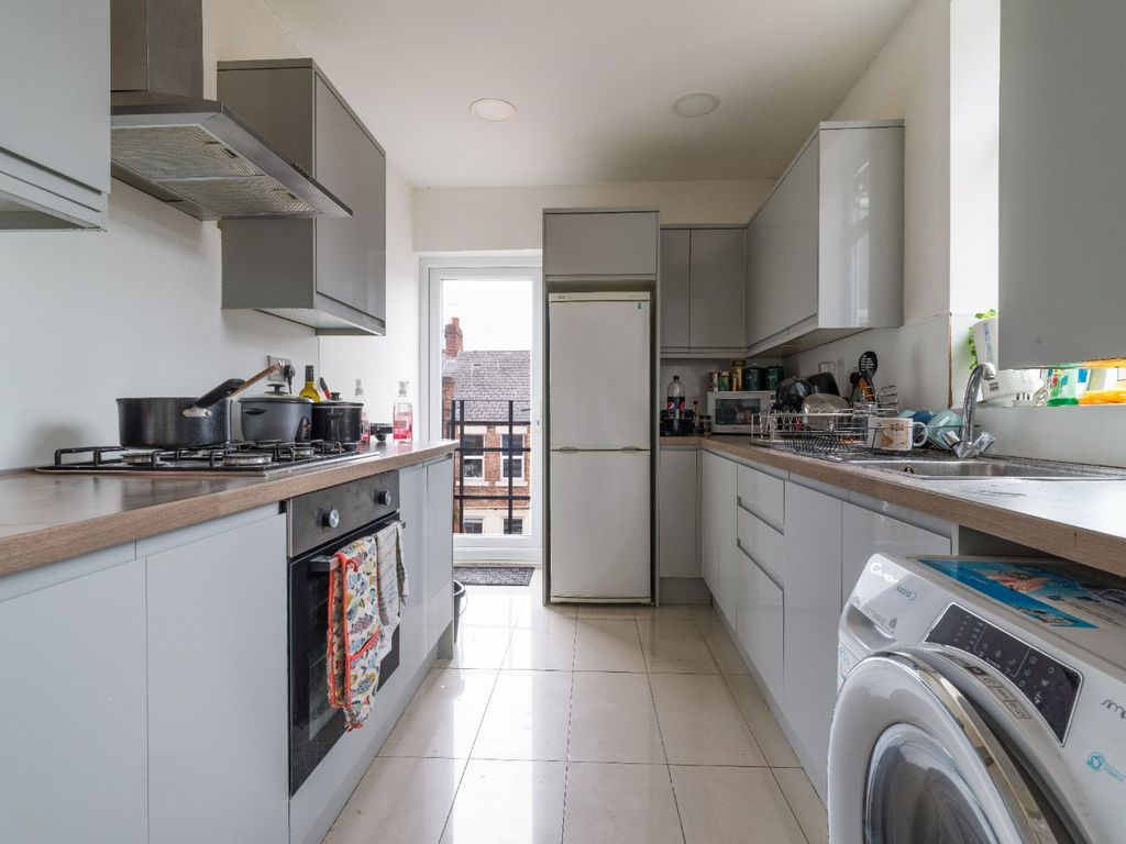 Property photo 1 of 10 2825860