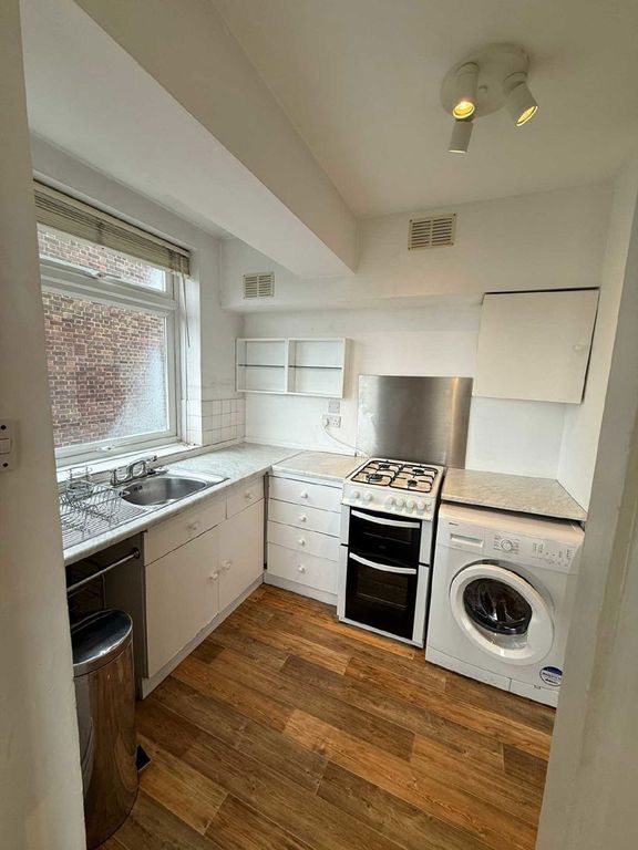 Property photo 3 of 4