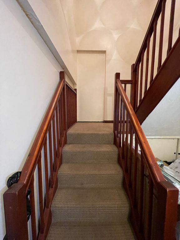 Property photo 2 of 18 Property