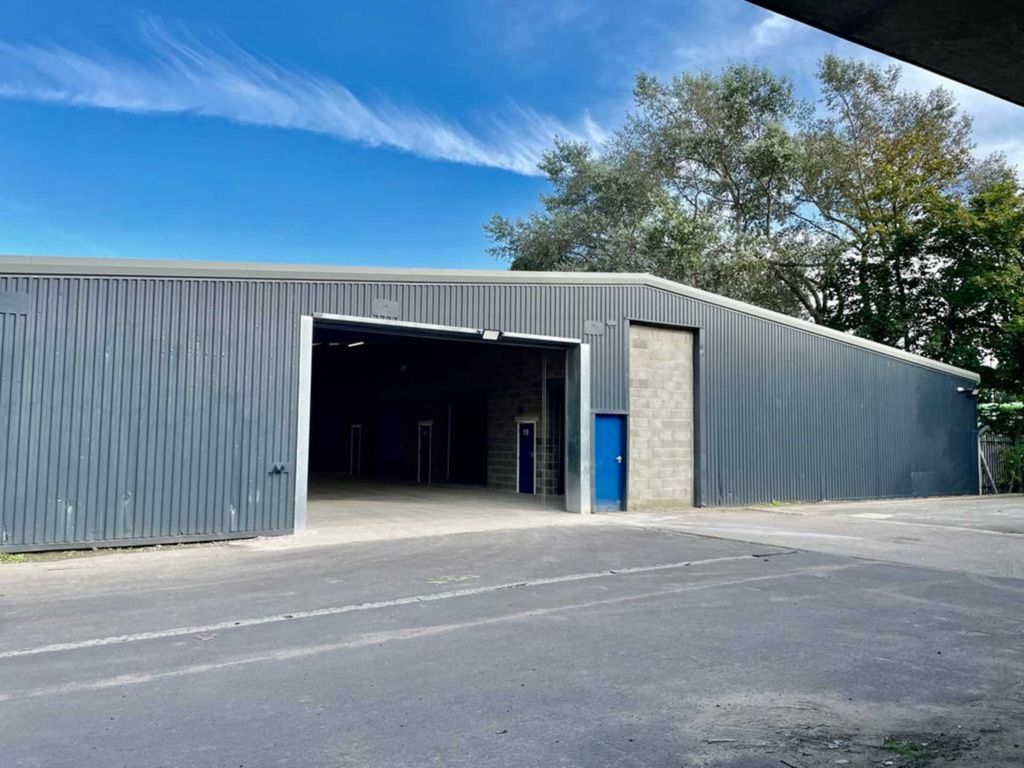 Property photo 1 of 8