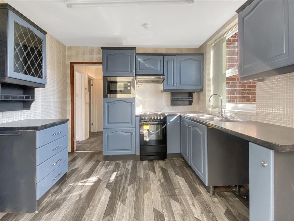 Property photo 3 of 18 9Aa03Ca6E5110B26992Becdc0d167Da2A1ee3B7A.Jpg