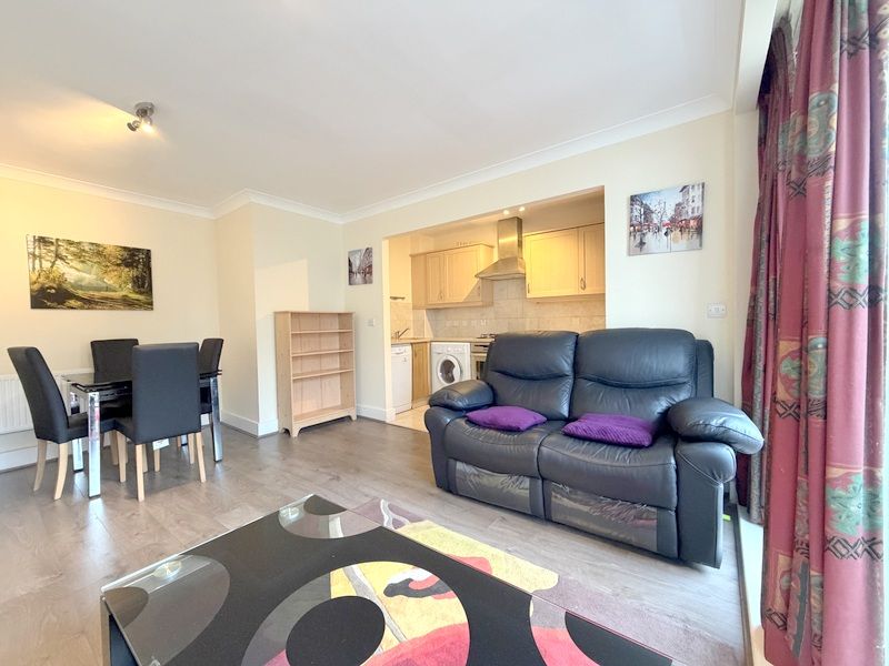 Property photo 2 of 21