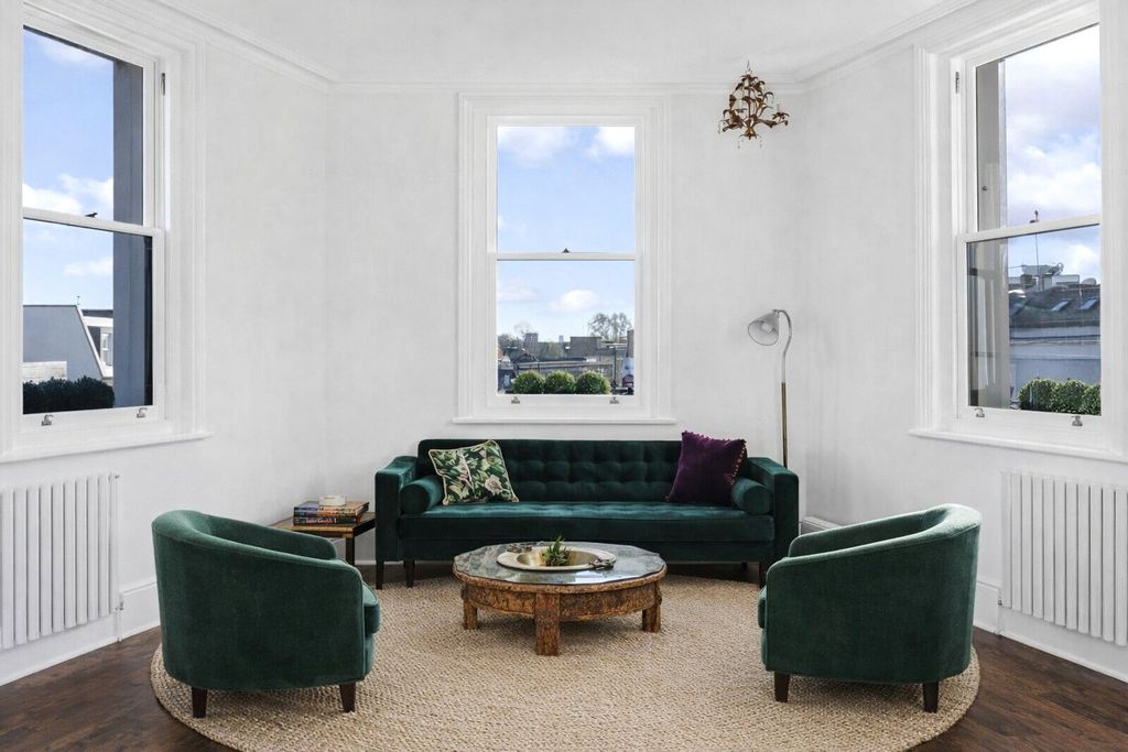 Property photo 2 of 13 Picture No. 19