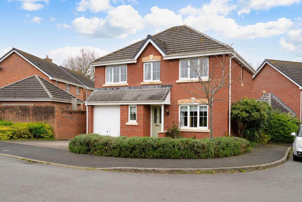 Property photo 1 of 13 Frome Valley Way-32