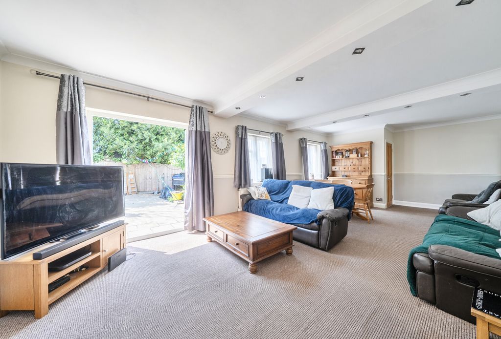 Property photo 2 of 22 1480099-9-6A396d3...