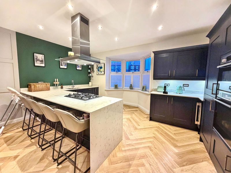 Property photo 2 of 23 Photo 16