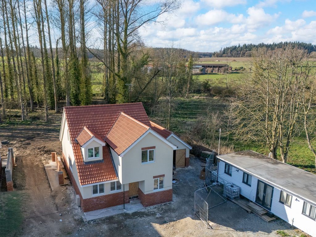 Property photo 3 of 8