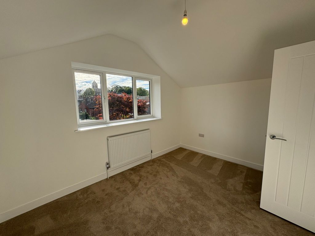 Property photo 3 of 13 1 Beedroom 1