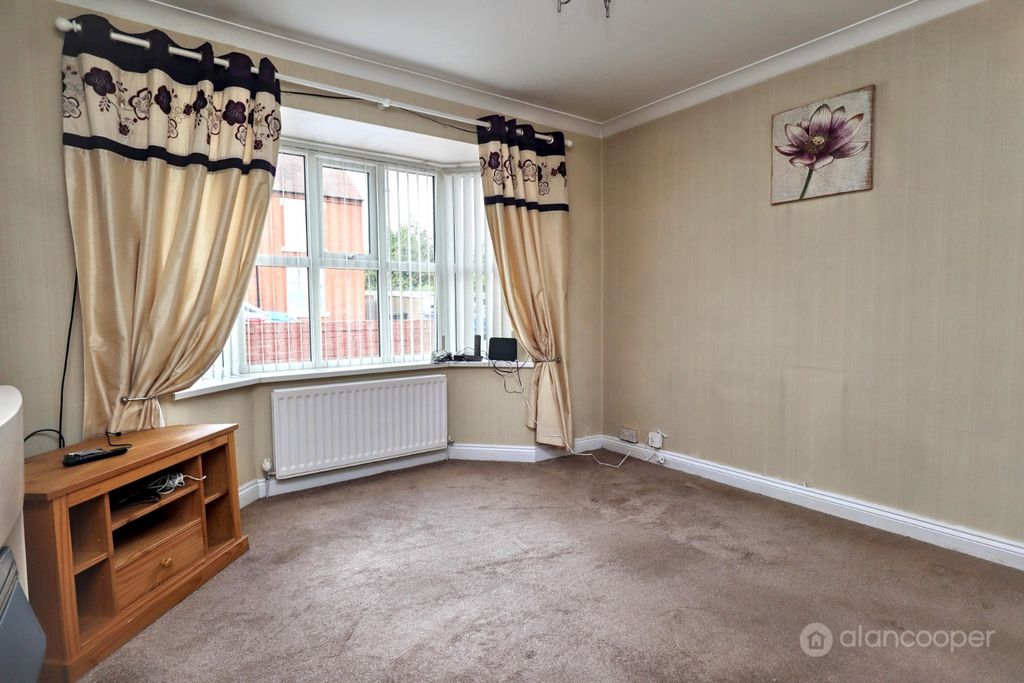 Property photo 3 of 23 5331228