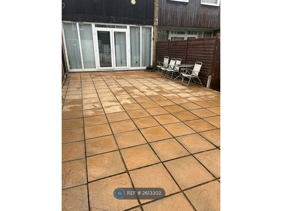 Property photo 2 of 2