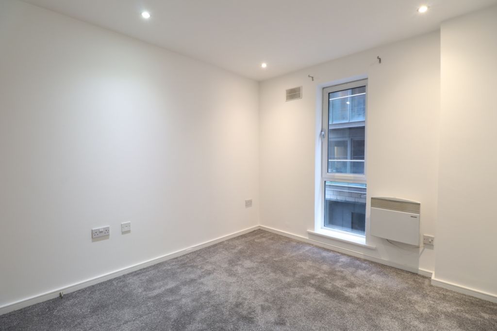 Property photo 3 of 11 Lrg_Img_5250