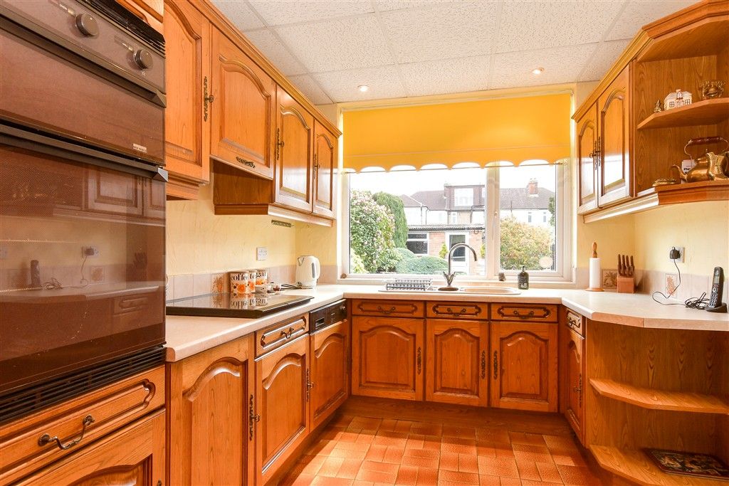 Property photo 2 of 15 Kitchen