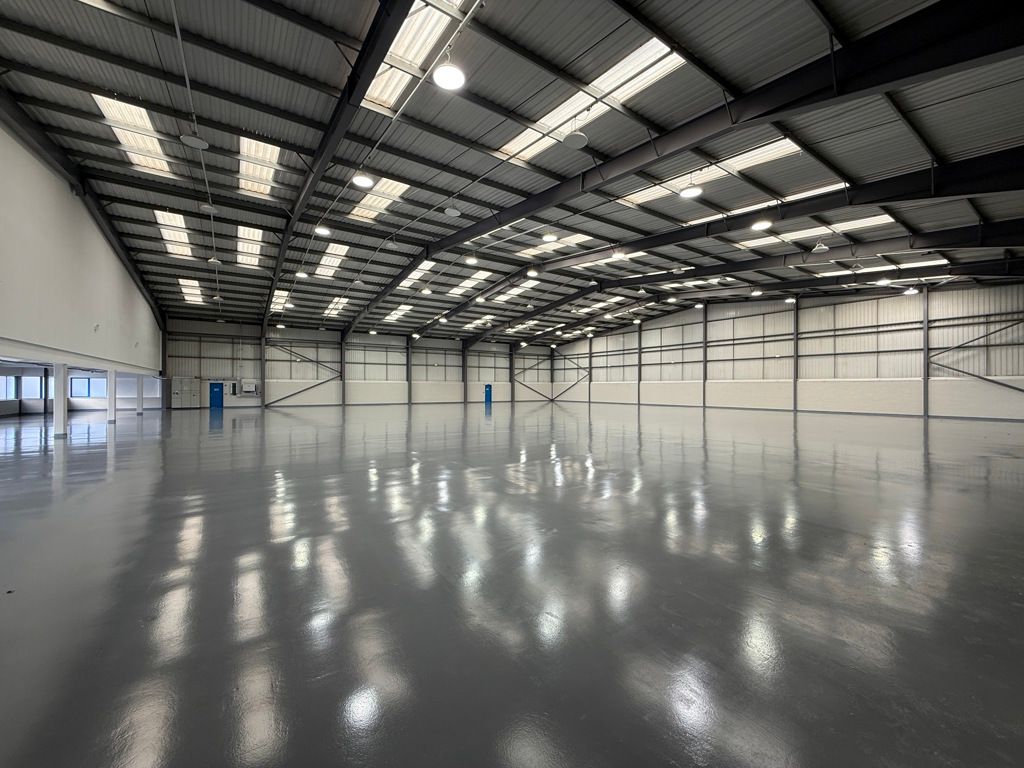 Property photo 3 of 9 Photo 6