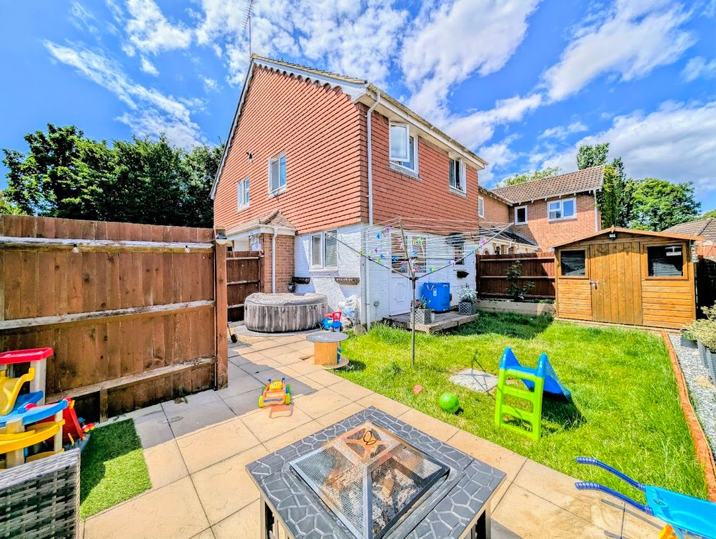 Property photo 2 of 12