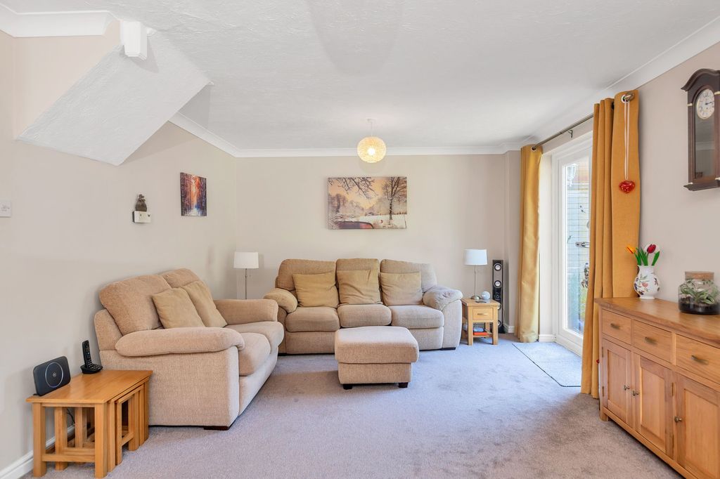 Property photo 3 of 22