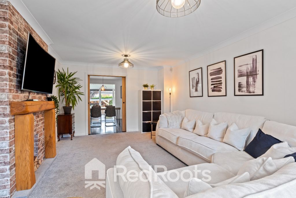 Property photo 3 of 18 4425004