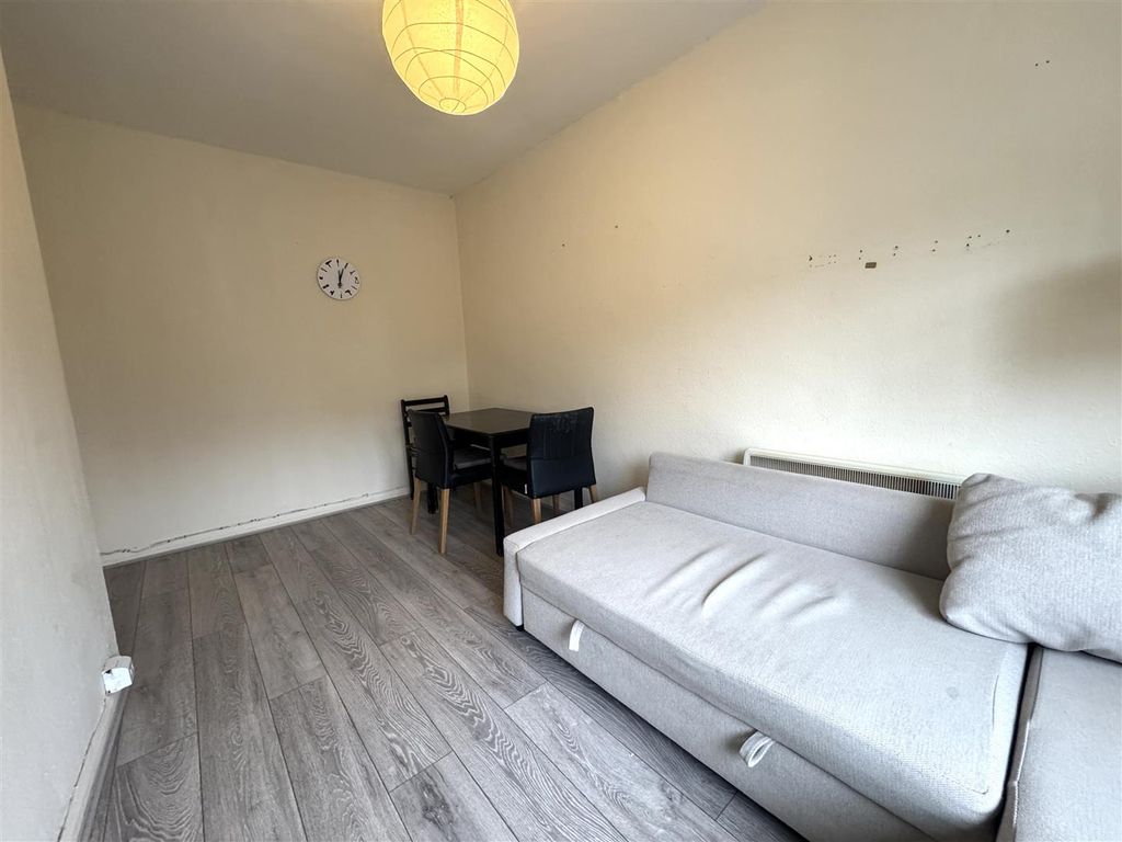 Property photo 3 of 8 Reception - View 2