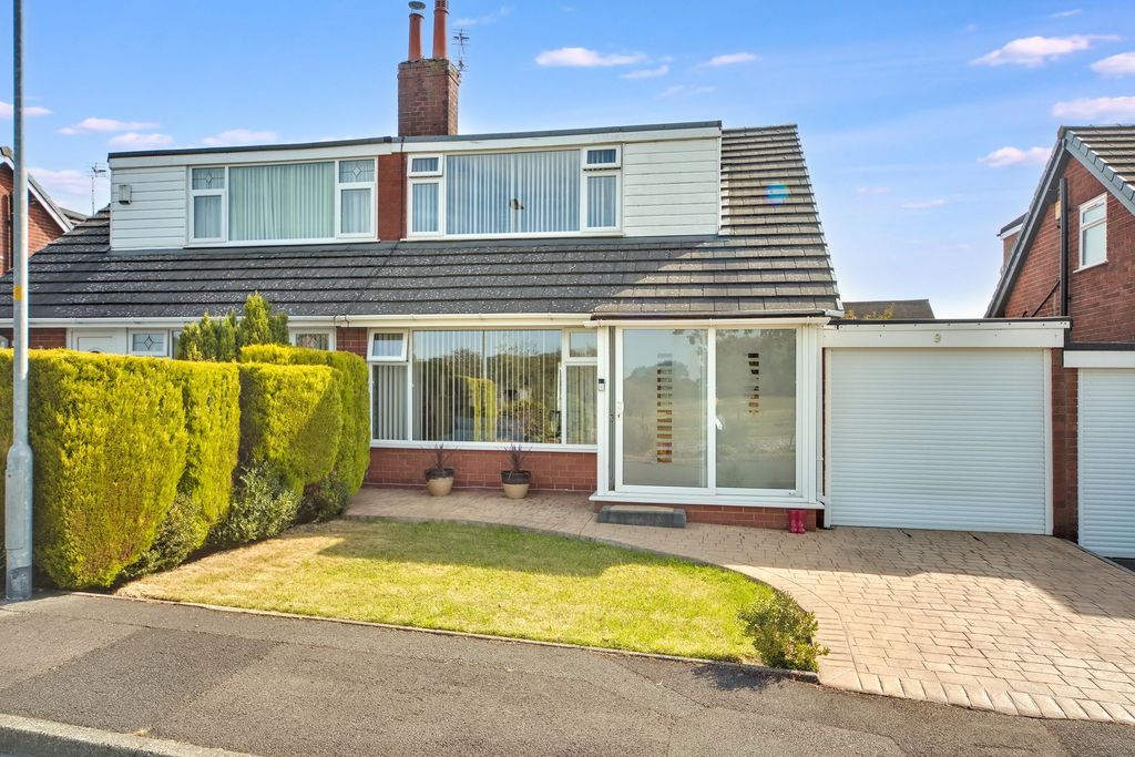 Property photo 1 of 22