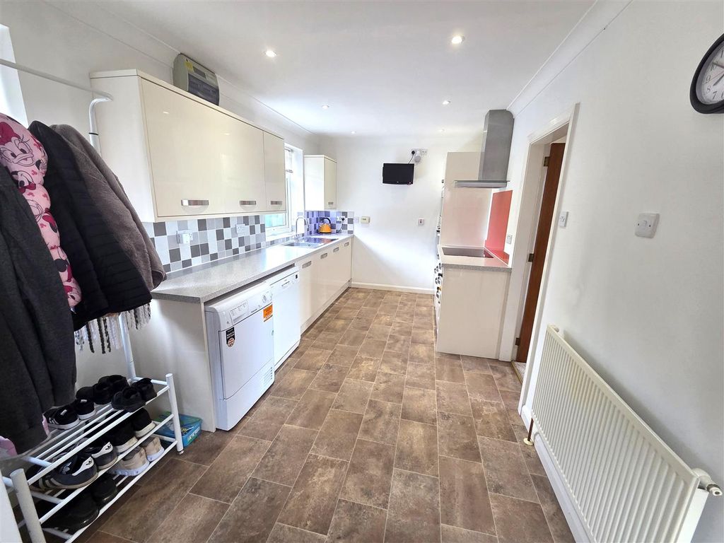 Property photo 2 of 19 20251019_111501.Jpg